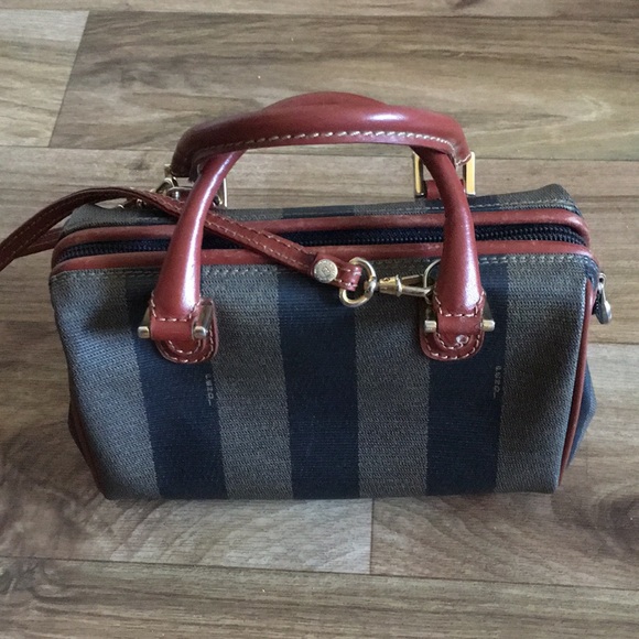 Fendi Handbags - Authentic vintage Fendi Crossbody Handbag!